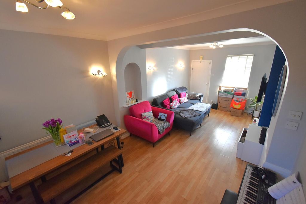 Property photo 3 of 9 Living Room