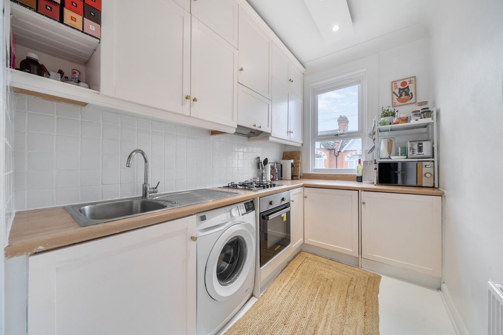 Property photo 3 of 12 1-698F881B9F5c6-1...