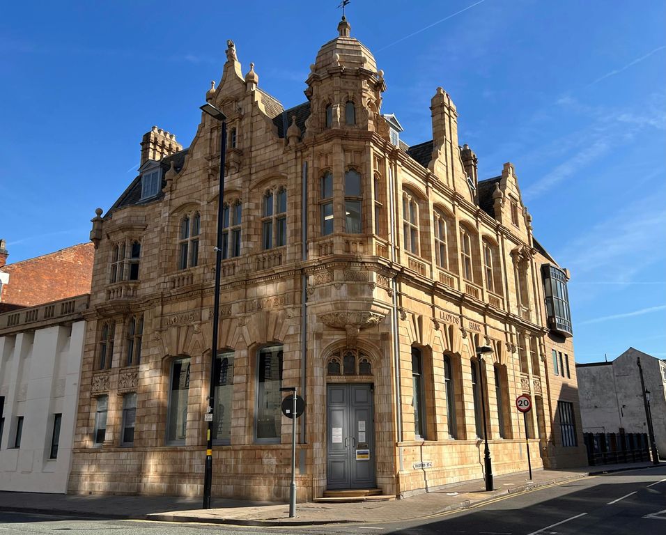 Property photo 1 of 7 External.Jpg