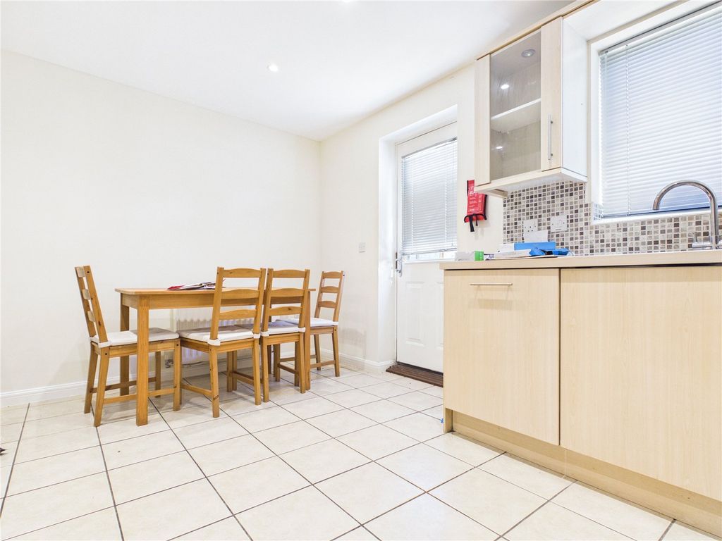 Property photo 3 of 16 Picture No. 01