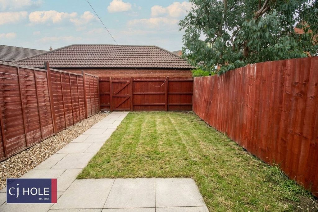 Property photo 3 of 17 Picture No. 37