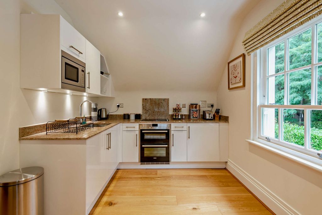 Additional image 24 of 6 bed detached house for saleMonks Walk, Ascot, Berkshire SL5