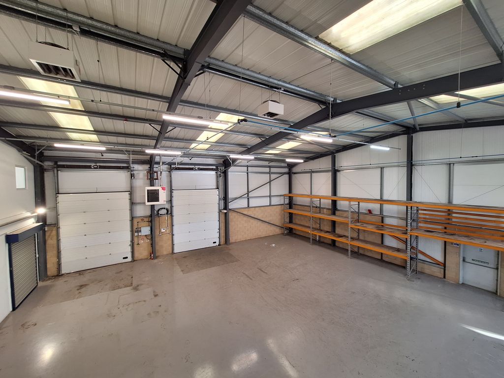 Property photo 2 of 6