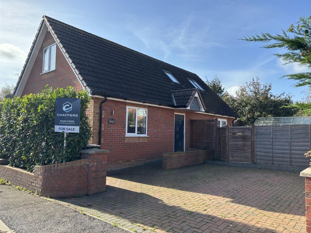 Property photo 1 of 15 Main.Jpg