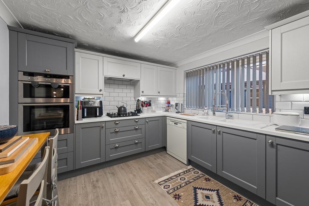 Property photo 2 of 21 Photo 2