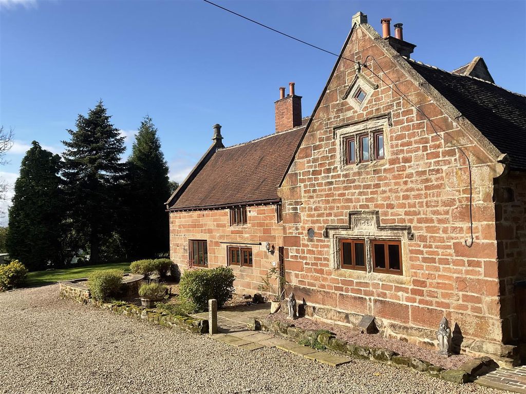 Property photo 2 of 20