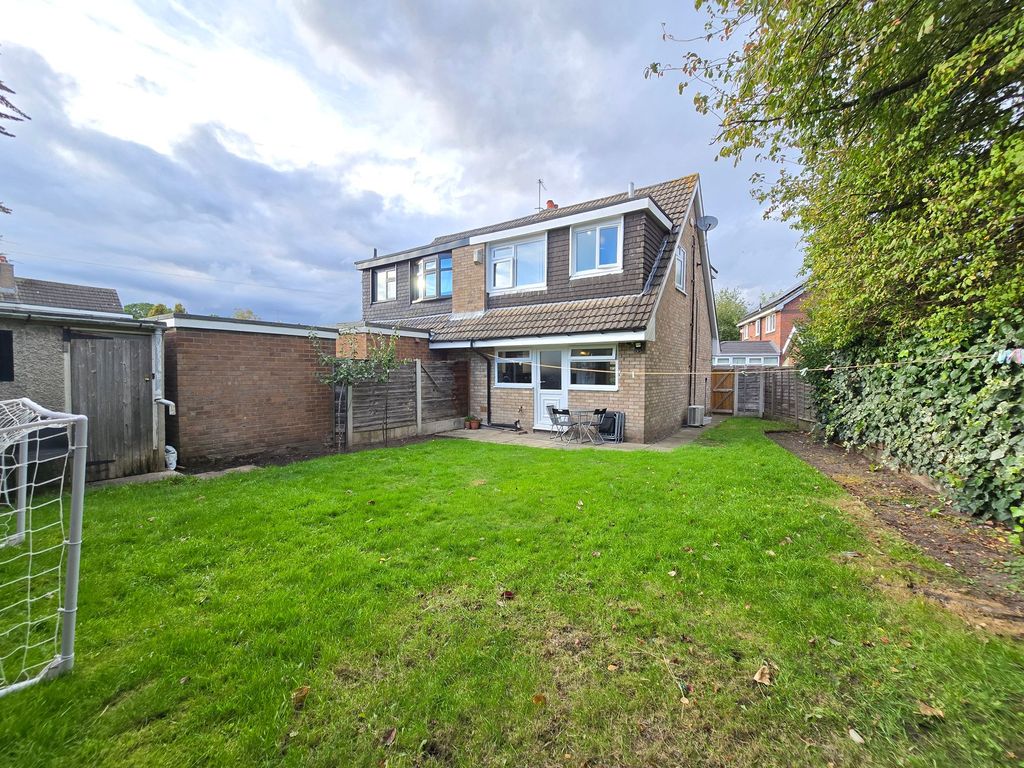Property photo 2 of 19
