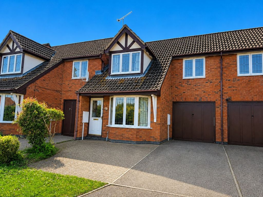 Property photo 1 of 11 45 Moorhen Front Shot