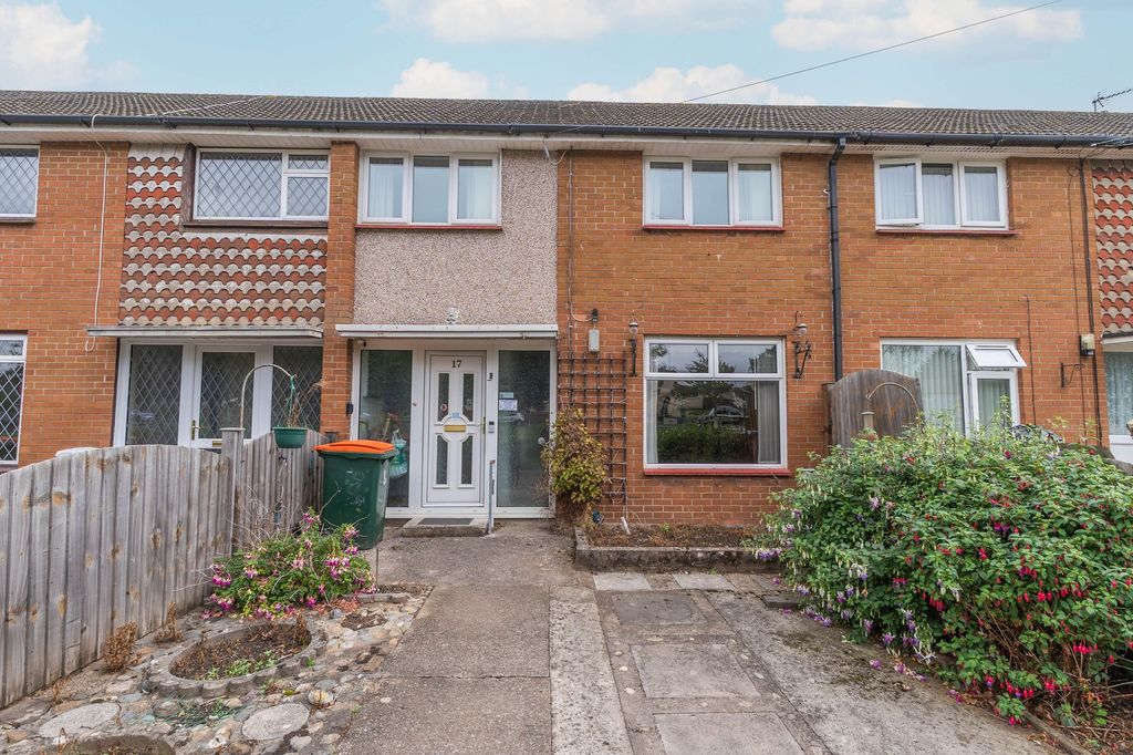 Property photo 1 of 20