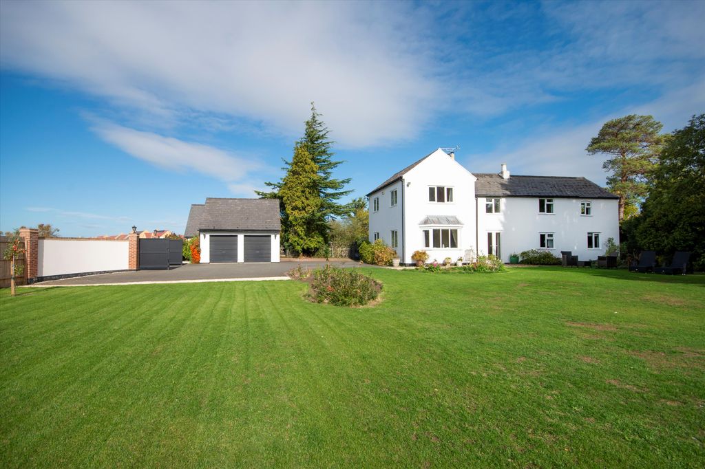 Property photo 1 of 21 Image