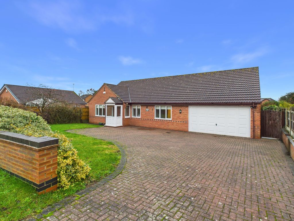 Property photo 1 of 22 Front