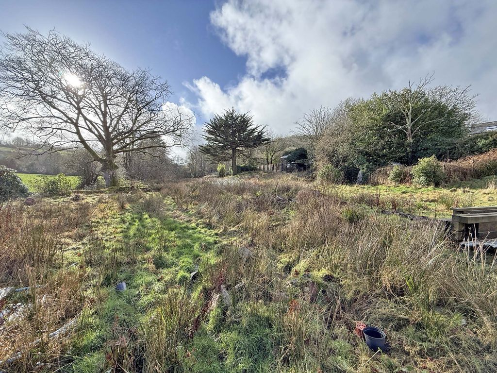 Property photo 2 of 11 Photo 2