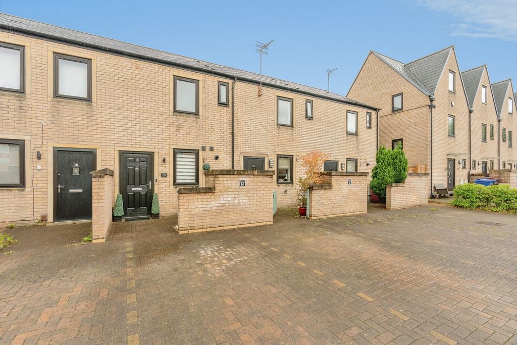 Property photo 1 of 22 Pbox-Img.Jpg