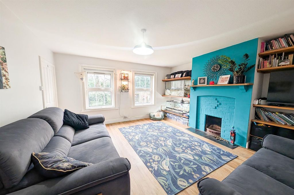 Property photo 2 of 12 Pxl_20260113_122021975.Raw-01.Cover.Jpg