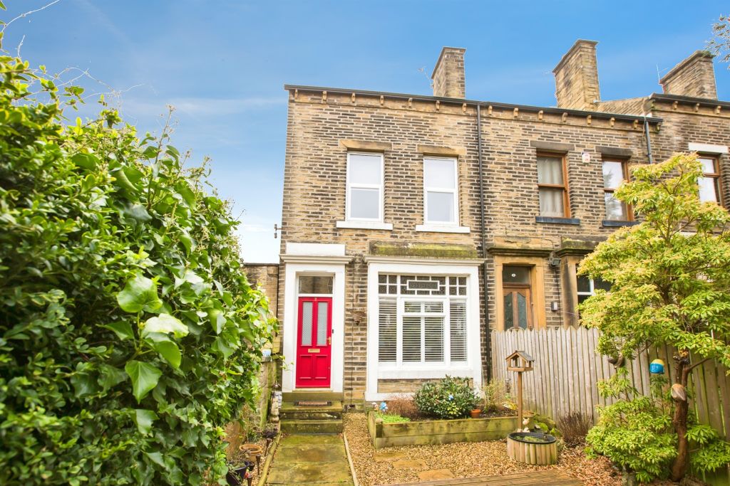 Property photo 1 of 17