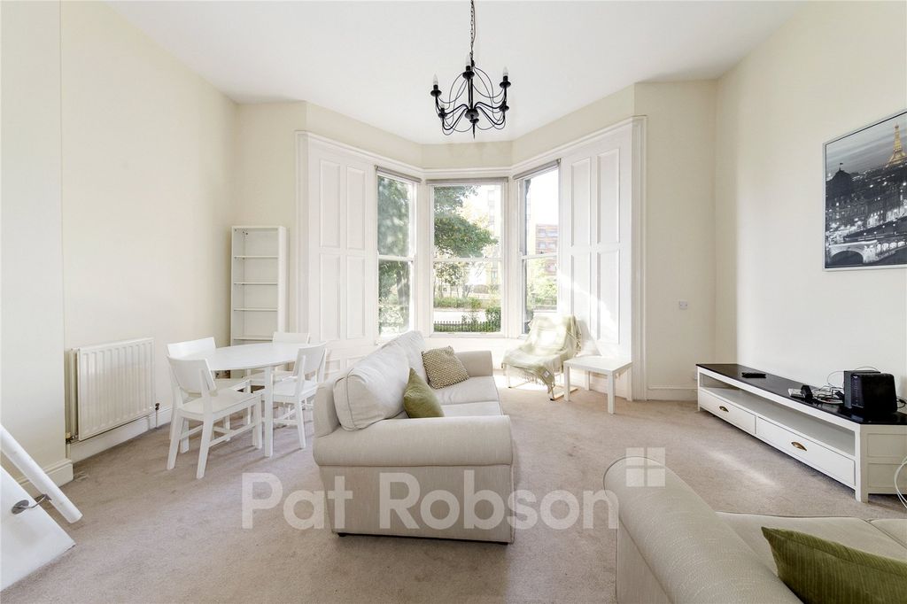 Property photo 1 of 17 Pict