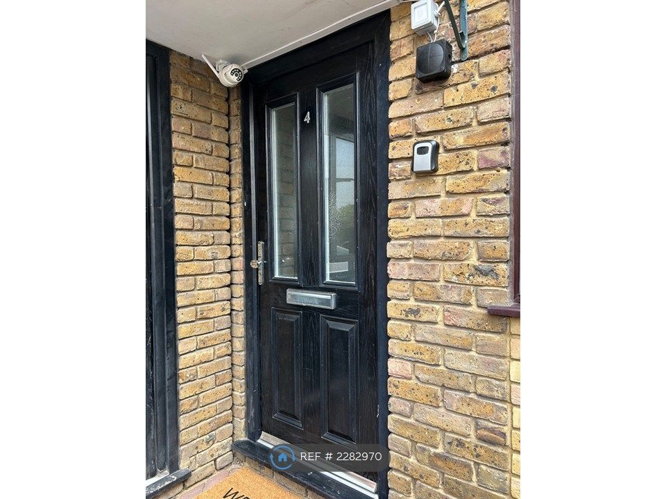 Property photo 1 of 14 Main Entrance