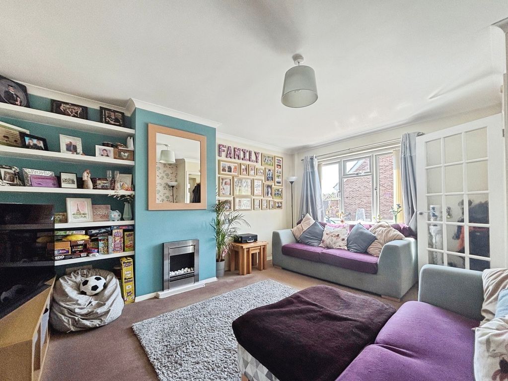 Property photo 2 of 19 Pbox-Img.Jpg