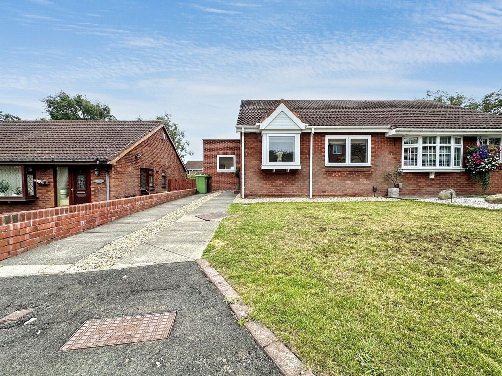 Property photo 2 of 16