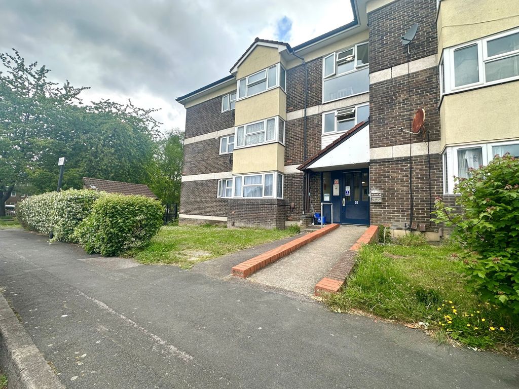 Property photo 1 of 6 Picture No. 06