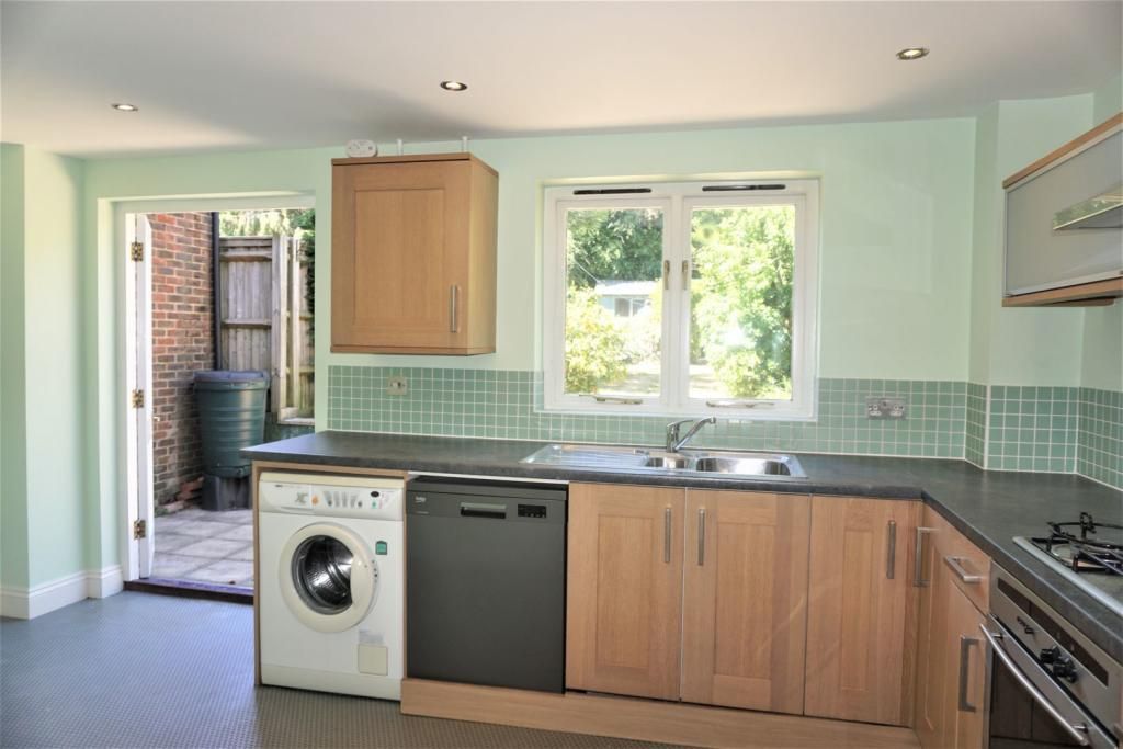 Property photo 3 of 13 Kitchen