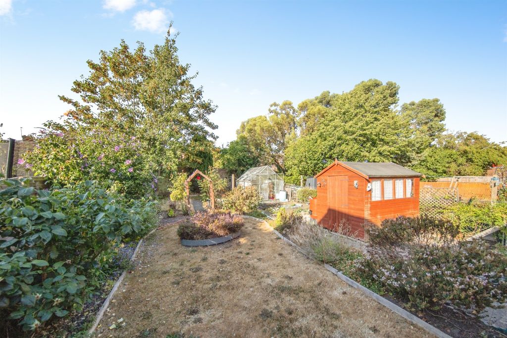 Property photo 2 of 15