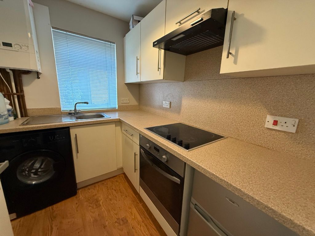 Property photo 2 of 7 Photo 2