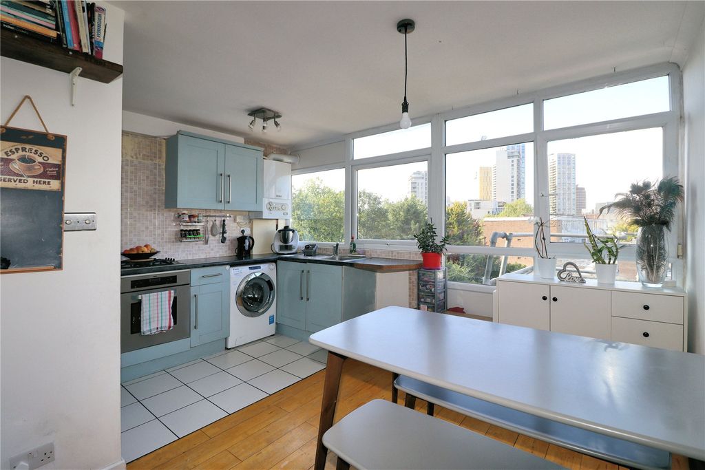 Property photo 3 of 10 Picture No. 08
