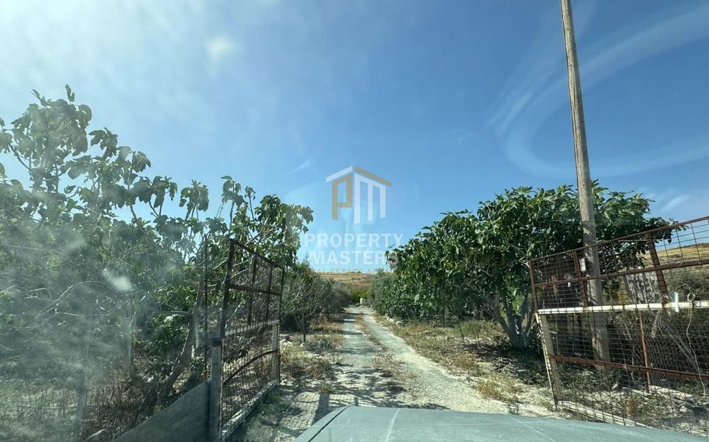 Property photo 2 of 10