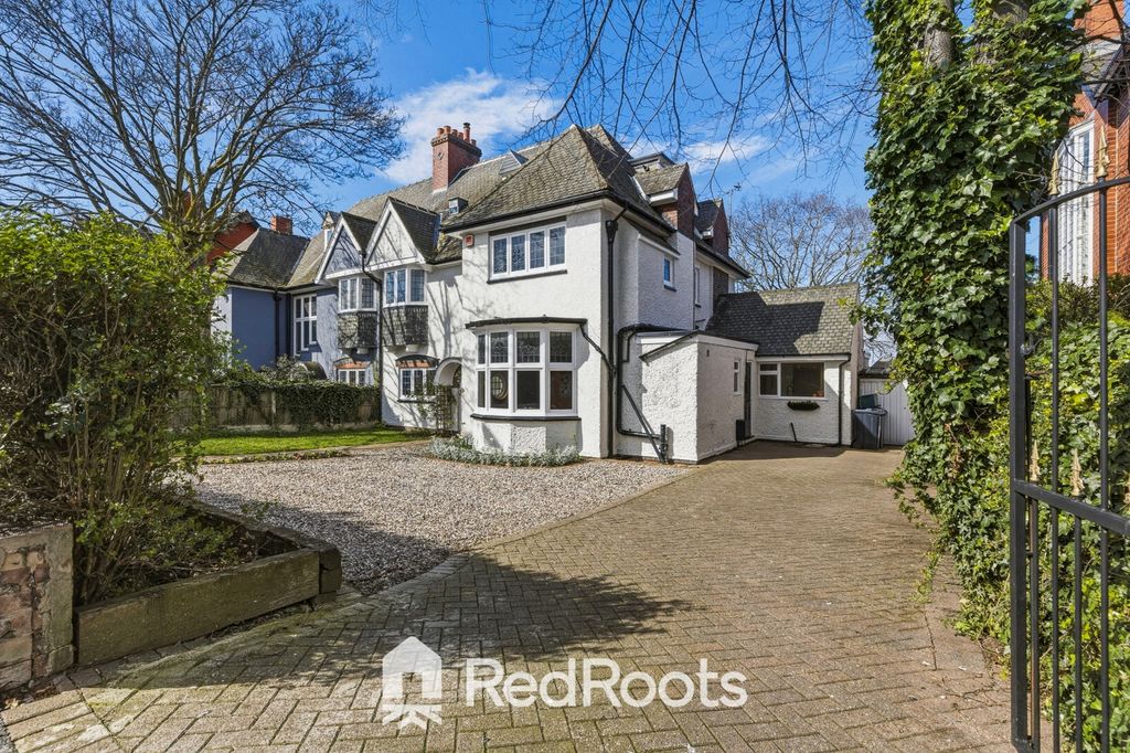 Property photo 2 of 40 4976692