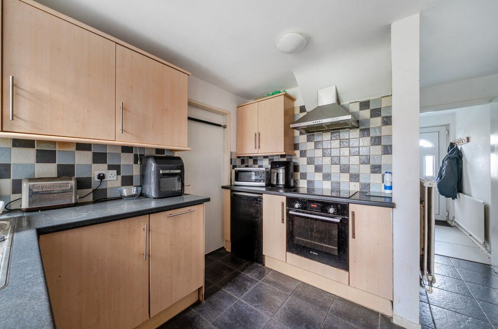 Property photo 2 of 20 1406061-6-699Ecfc...