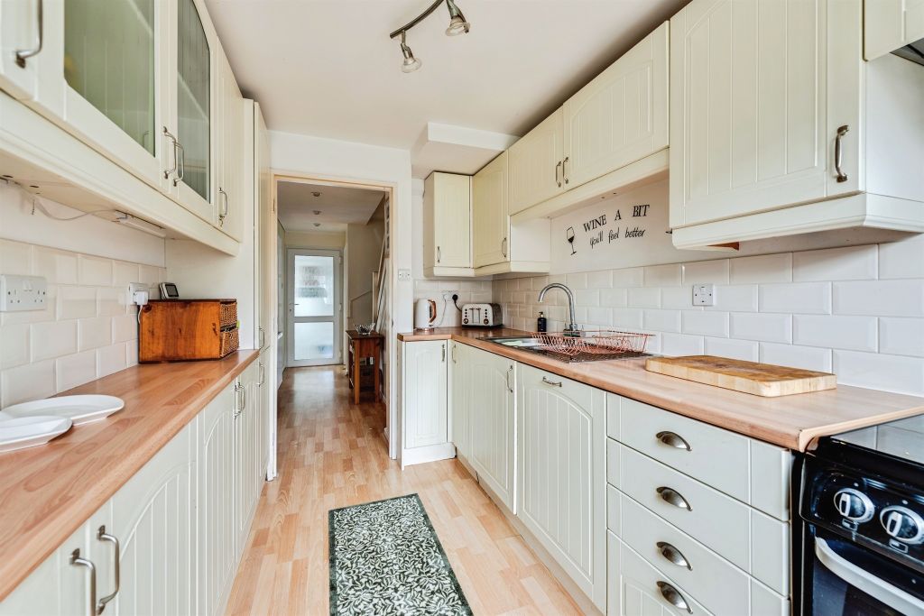 Property photo 2 of 17