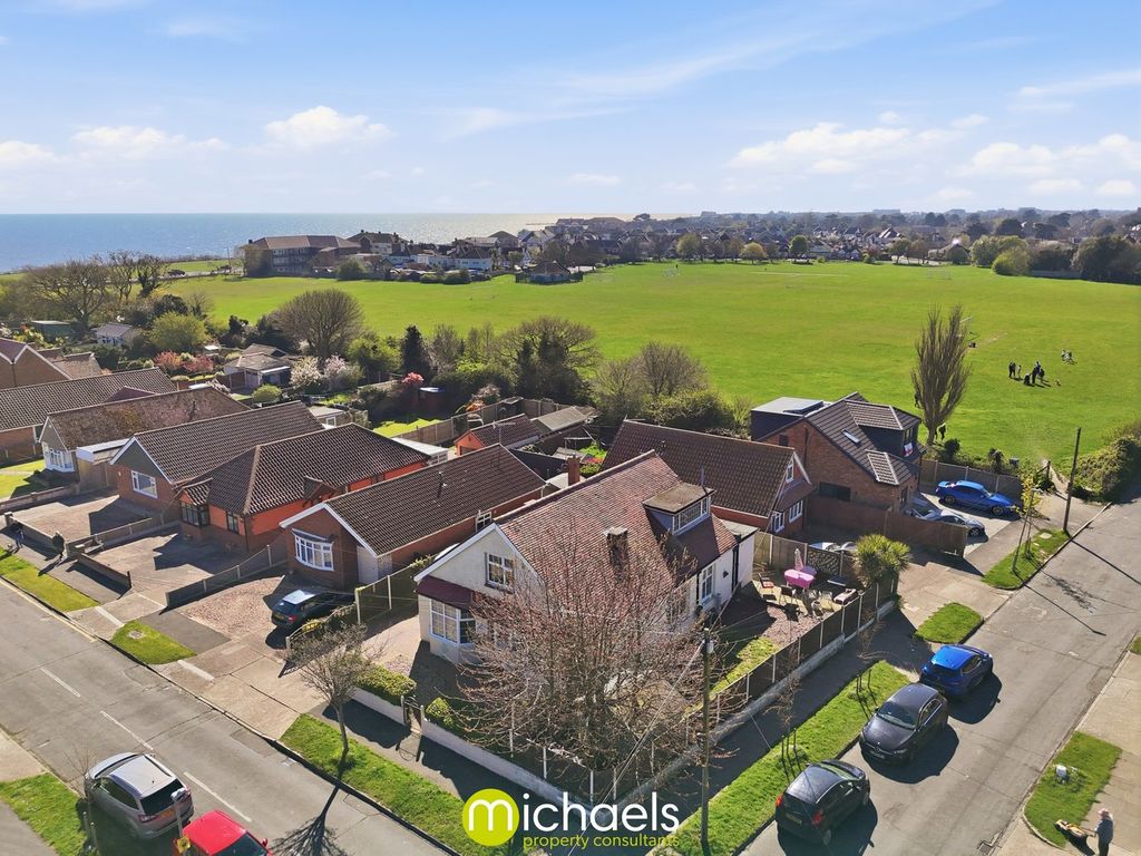 Property photo 3 of 30