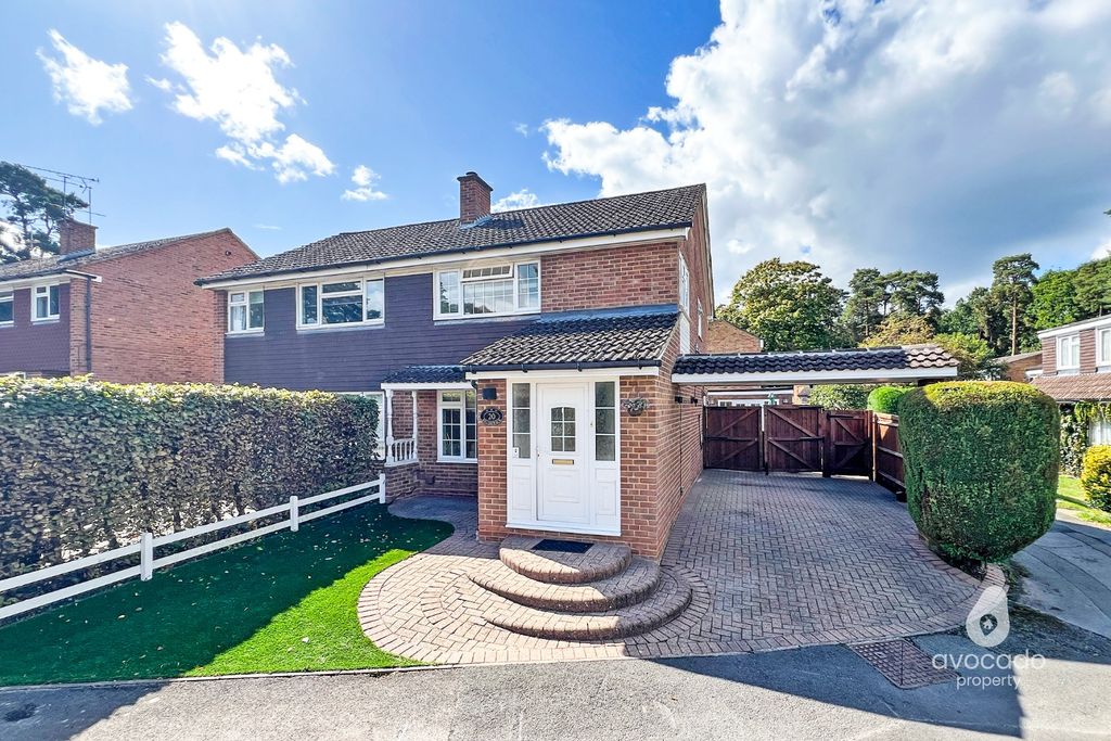 Property photo 1 of 16 4521320
