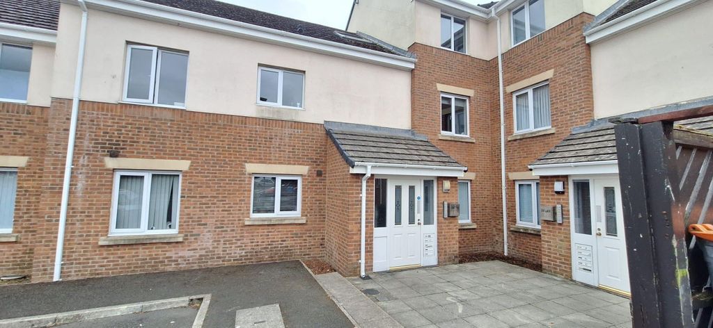 Property photo 1 of 9 Min