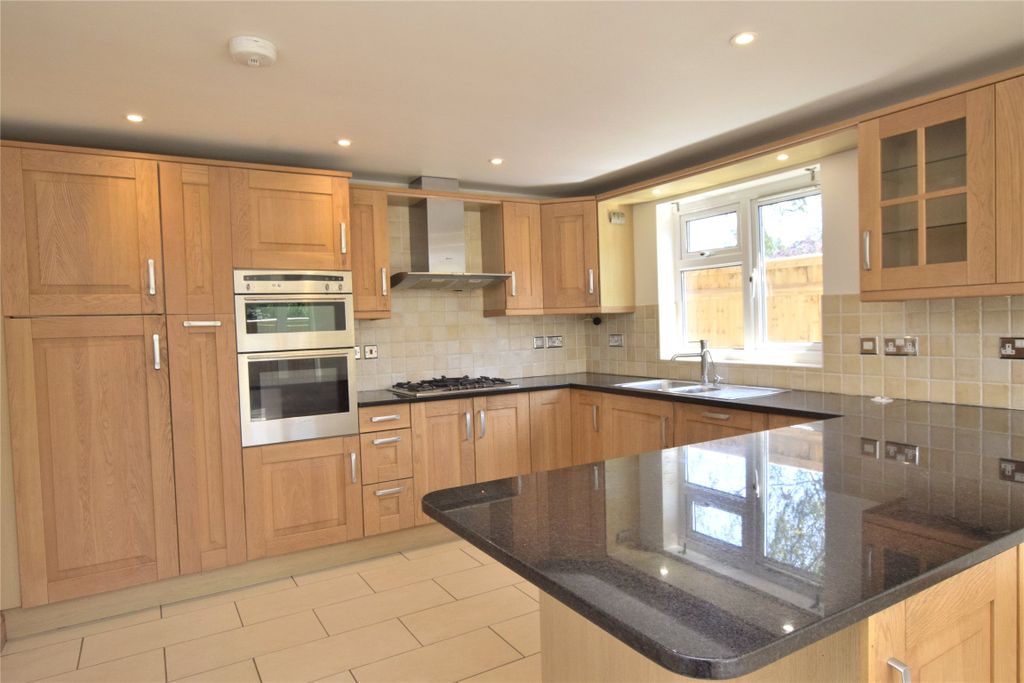 Property photo 2 of 15 Kitchen