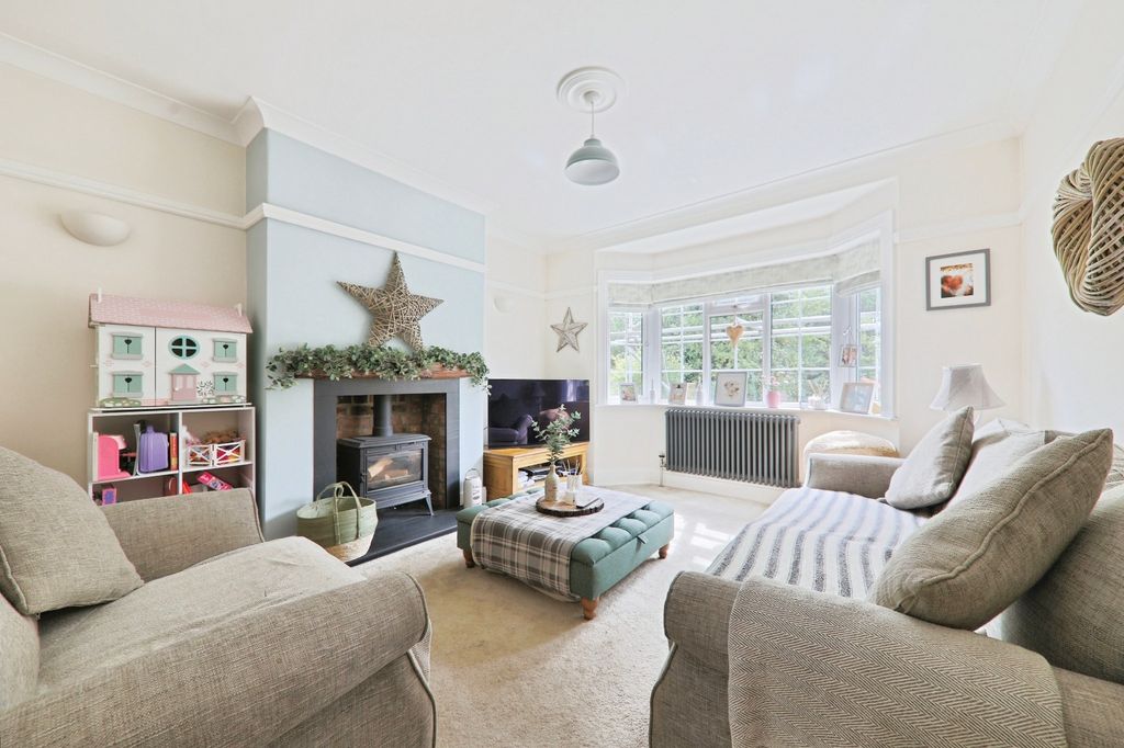 Property photo 2 of 13 4308874