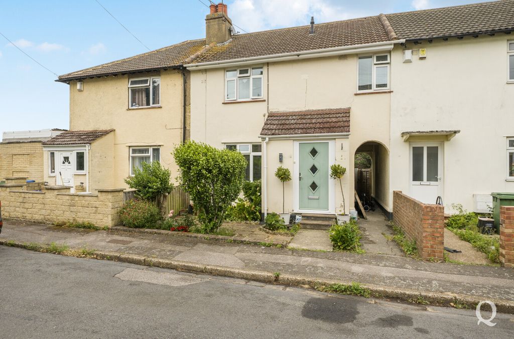 Property photo 1 of 22 467830A3-64Ae-464...