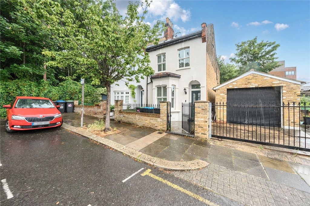 Property photo 1 of 20 Picture No. 44