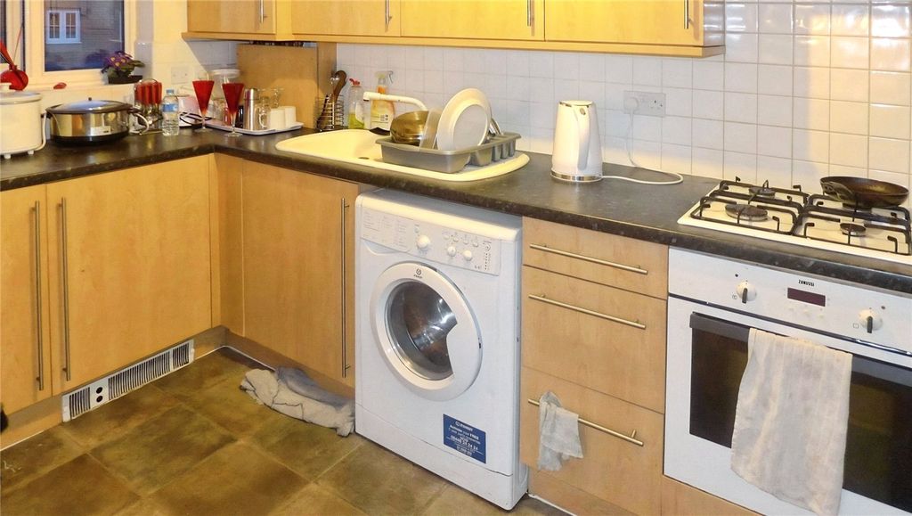 Property photo 3 of 6 Picture No. 08