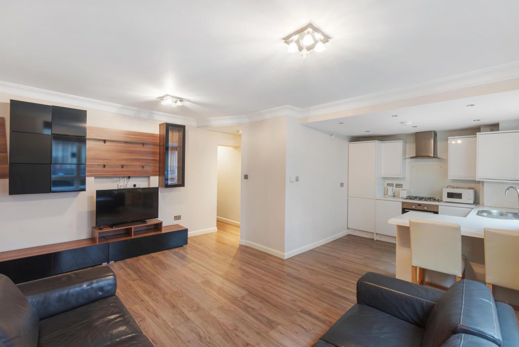 Property photo 3 of 14 Image