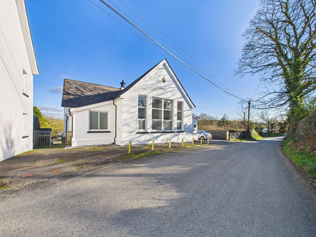 Property photo 1 of 35