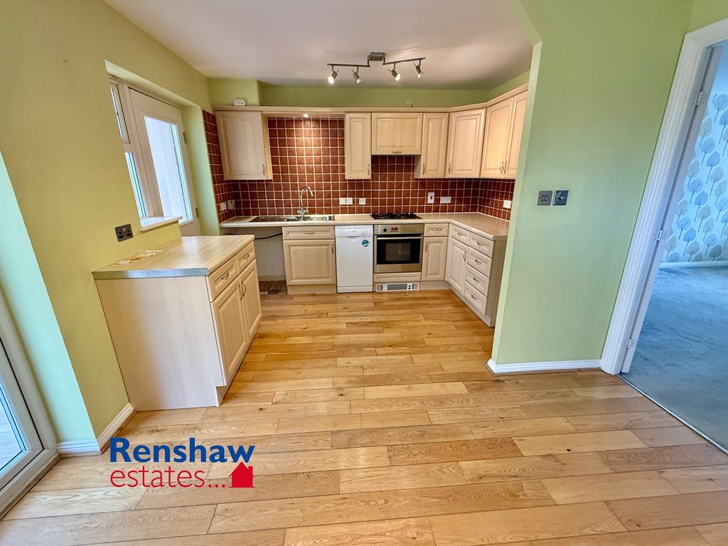 Property photo 3 of 13 Dk (1)