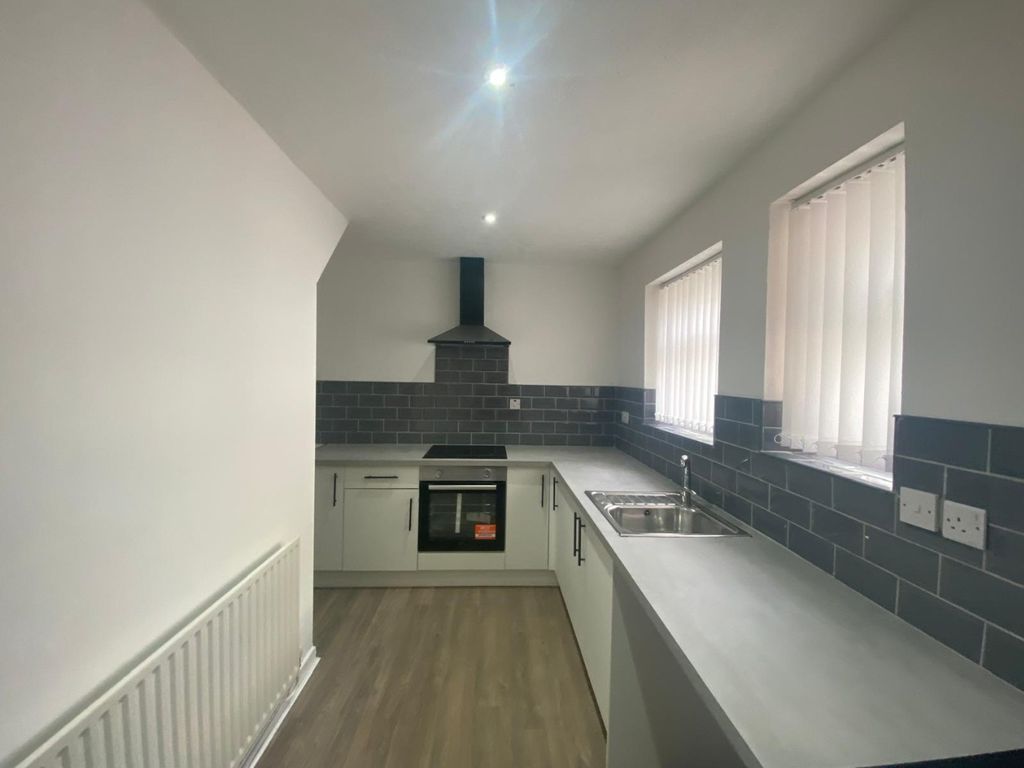 Property photo 3 of 13 4596625