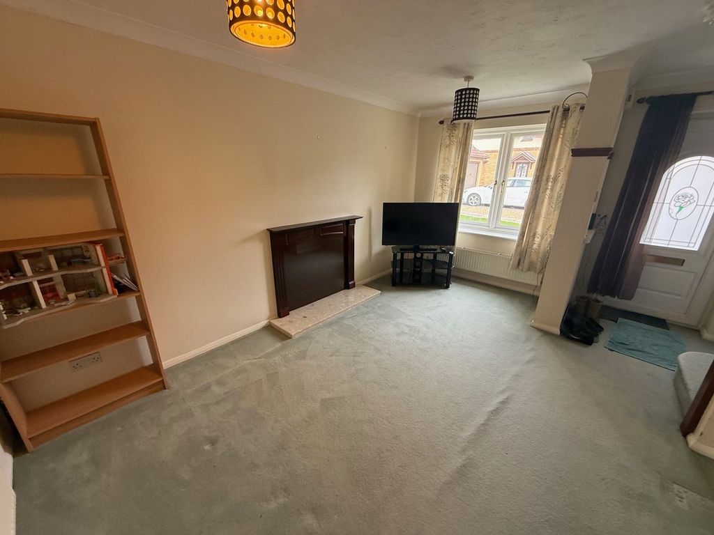 Property photo 2 of 9