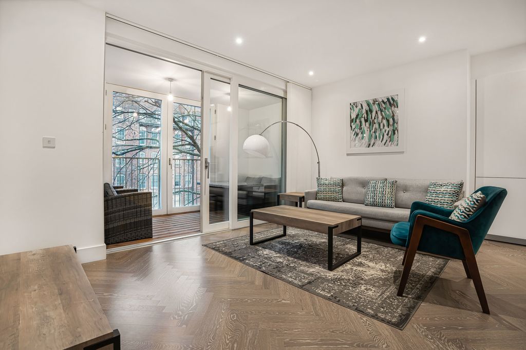 Property photo 1 of 20 Reception Room