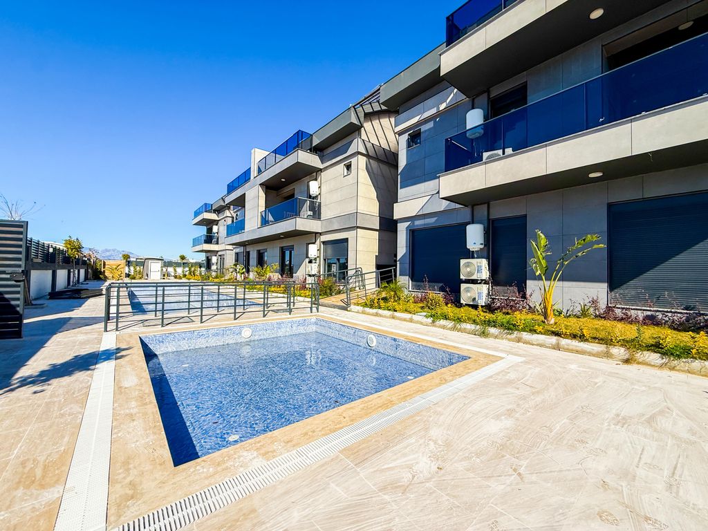 Property photo 3 of 21 Incredible Belek Apartment In Antalya For Sale - Large Sunbathing Terraces For Residents