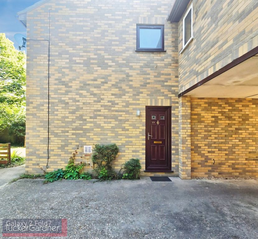 Property photo 3 of 8