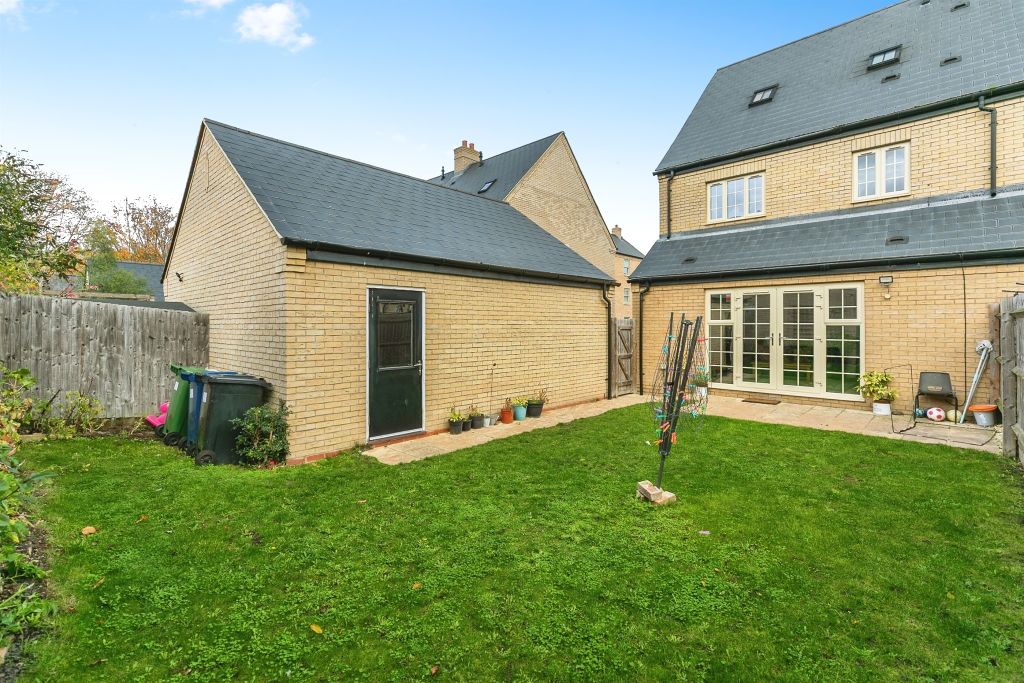 Property photo 2 of 15
