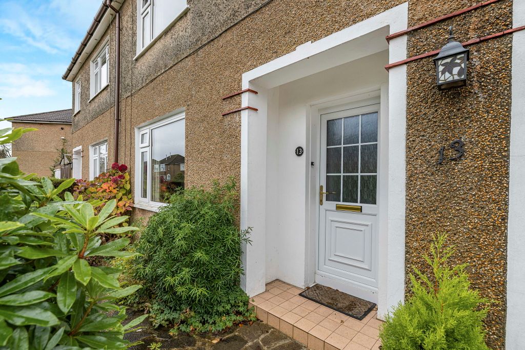 Property photo 2 of 31